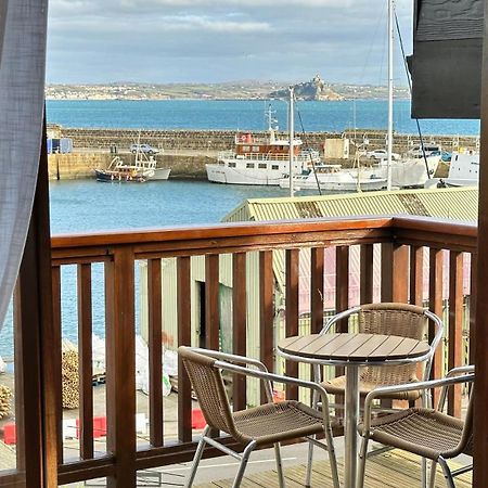 Penthouse 3 - Spacious Harbourside Apartment With Stunning Sea Views Penzance Luaran gambar